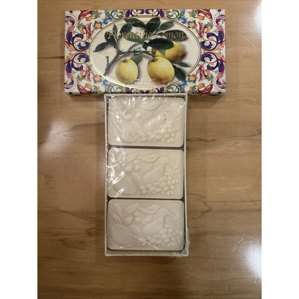 New Saponificio Artigianale Fiorentino 3 Florentine‎ Lemon Scented Soaps Italy